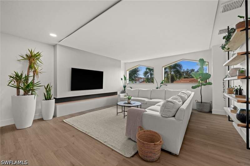 2 bedroom Condominium at 11921 Seabreeze Cove Ln 201, Seabreeze, Fort Myers — photo 3
