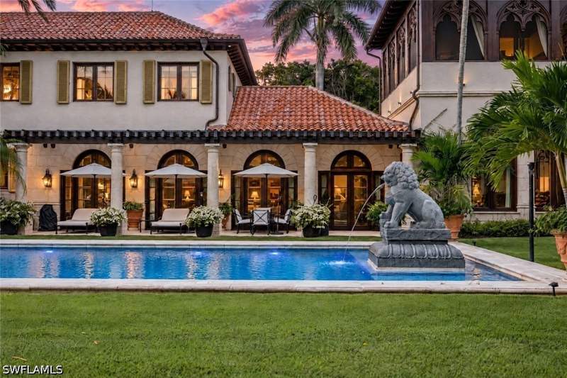 5 bedroom SingleFamilyResidence at 3200 Green Dolphin Ln, Port Royal, Naples — photo 4