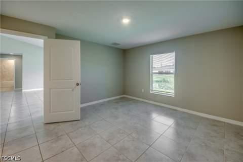 1826 NW 21st Ave, Cape Coral FL - photo 10 of 14