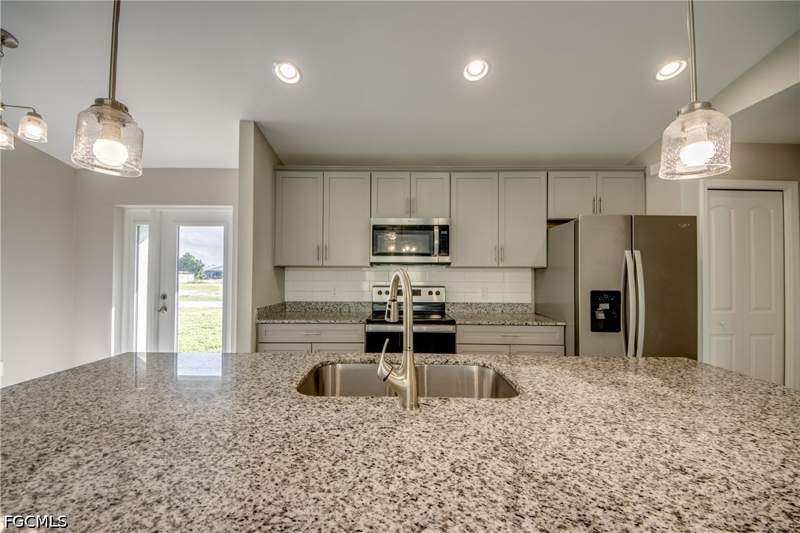 4 bedroom SingleFamilyResidence at 1826 NW 21st Ave, Cape Coral, Cape Coral — photo 2