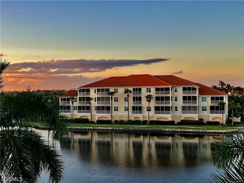 2 bedroom Condominium at 20011 Sanibel View Cir 203, Sanibel View Condo, Fort Myers — photo 1