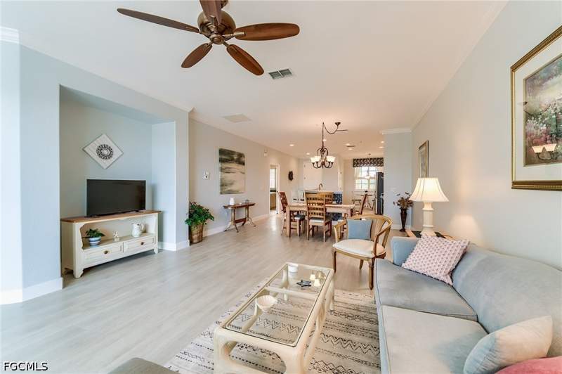 2 bedroom Condominium at 20011 Sanibel View Cir 203, Sanibel View Condo, Fort Myers — photo 4