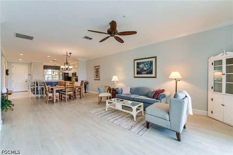 2 bedroom Condominium at 20011 Sanibel View Cir 203, Sanibel View Condo, Fort Myers — photo 5