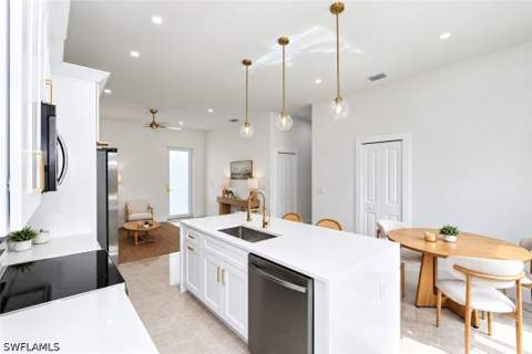 501 Willowbrook Dr, Lehigh Acres FL - photo 12 of 38