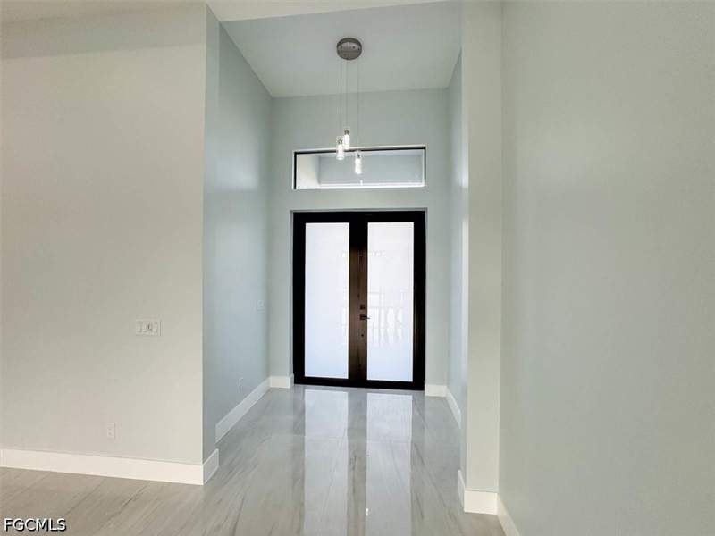 4 bedroom SingleFamilyResidence at 2535 SW 5th Ave, Cape Coral, Cape Coral — photo 4