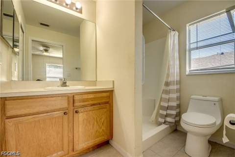 516 NW 26th Ter, Cape Coral FL - photo 7 of 25