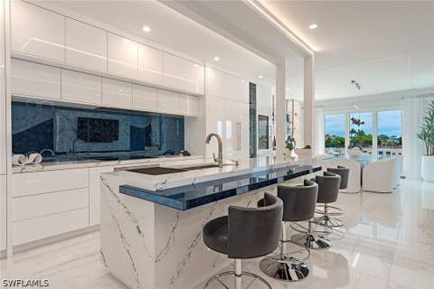 4000 Gulf Shore Blvd N 2700, Naples FL - photo 8 of 22