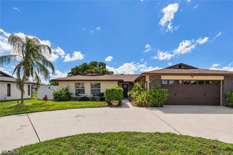 3 bedroom SingleFamilyResidence at 726 SW 51st Ter, Cape Coral, Cape Coral — photo 4