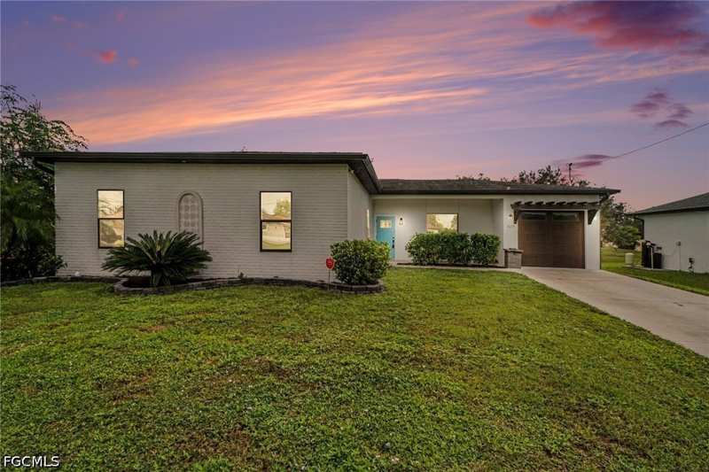 4 bedroom SingleFamilyResidence at 3219 Vera Ct, Lehigh Acres, Lehigh Acres — photo 1