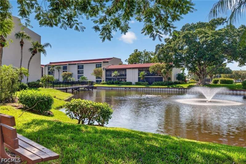2 bedroom Condominium at 4387 Bowsprit Ct 1B, Windjammer Village At The Land, Fort Myers — photo 3