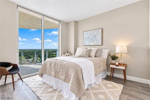 3000 Oasis Grand Blvd 1401, Fort Myers FL - photo 22 of 46