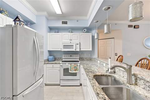 1064 Winding Pines Cir 105, Cape Coral FL - photo 10 of 36