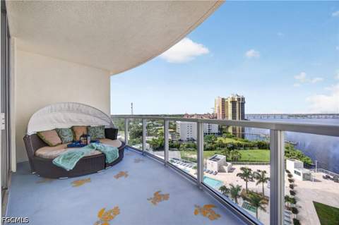 3000 Oasis Grand Blvd 1007, Fort Myers FL - photo 12 of 53