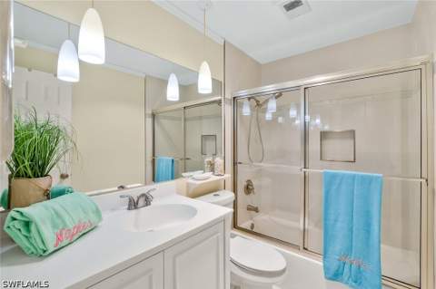 9 Hackney Ln A34, Naples FL - photo 12 of 20
