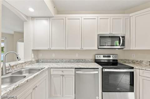6610 Huntington Lakes Cir 103, Naples FL - photo 12 of 43