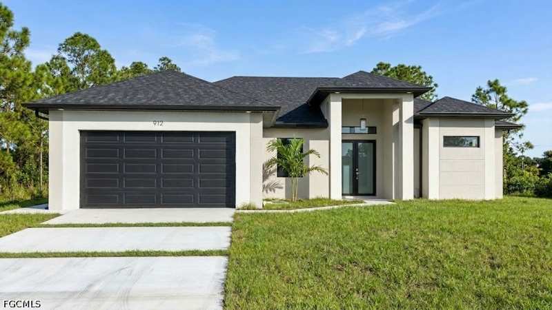 4 bedroom SingleFamilyResidence at 912 Hibiscus Ave, Lehigh Acres, Lehigh Acres — photo 1