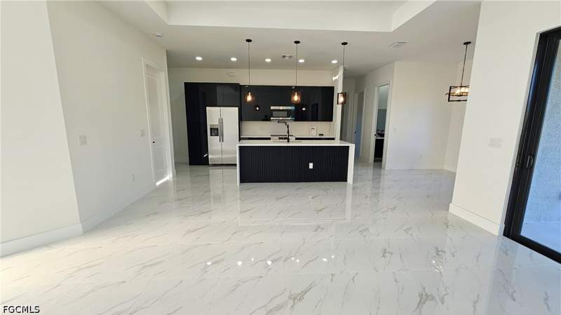 4 bedroom SingleFamilyResidence at 912 Hibiscus Ave, Lehigh Acres, Lehigh Acres — photo 4
