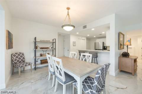780 Waterford Dr 101, Naples FL - photo 10 of 24