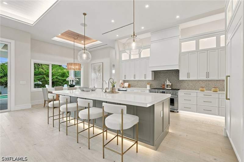 4 bedroom SingleFamilyResidence at 1159 Cypress Woods Dr, Cypress Woods Estates, Naples — photo 3