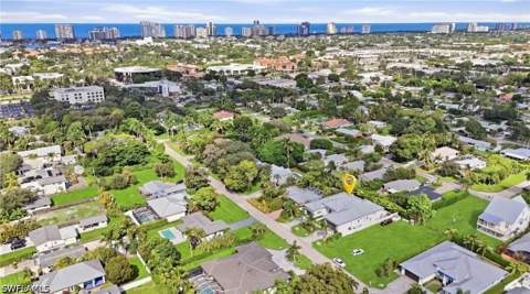 1159 Cypress Woods Dr, Naples FL - photo 9 of 50