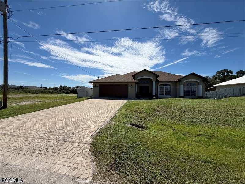 4 bedroom SingleFamilyResidence at 3315 37th St SW, Lehigh Acres, Lehigh Acres — photo 1