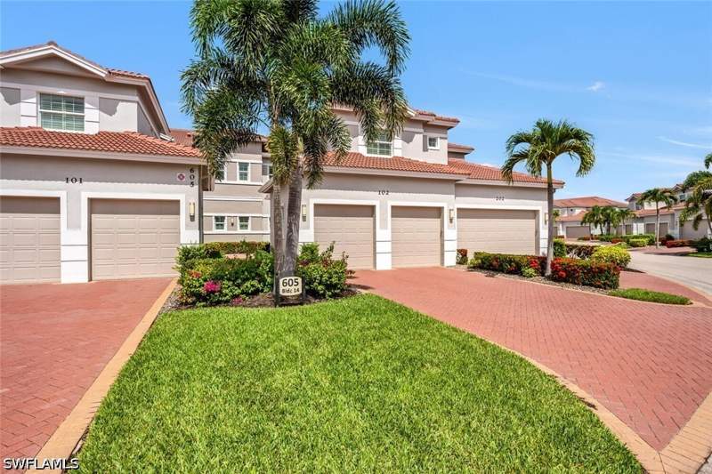 3 bedroom Condominium at 605 El Camino Real 102, Vista Pointe, Naples — photo 2