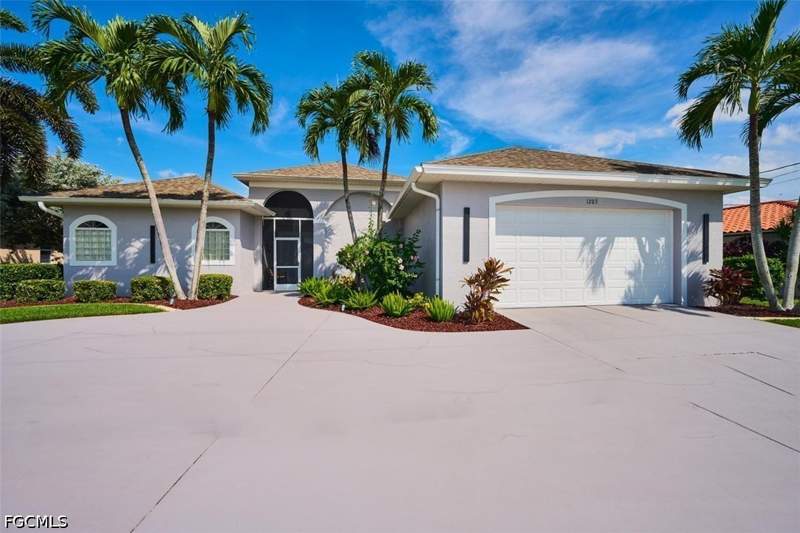 4 bedroom SingleFamilyResidence at 1203 SE 21st St, Cape Coral, Cape Coral — photo 2