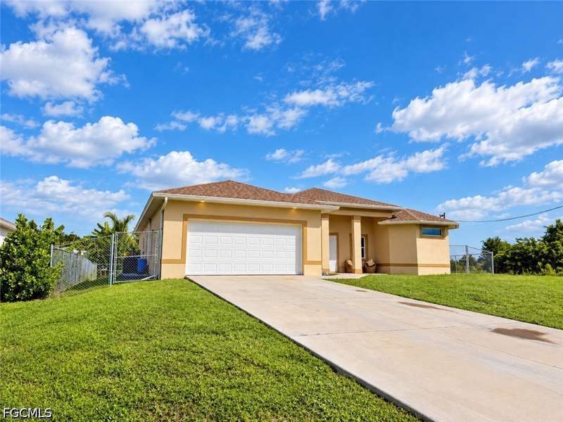 3 bedroom SingleFamilyResidence at 3402 36th St SW, Lehigh Acres, Lehigh Acres — photo 2
