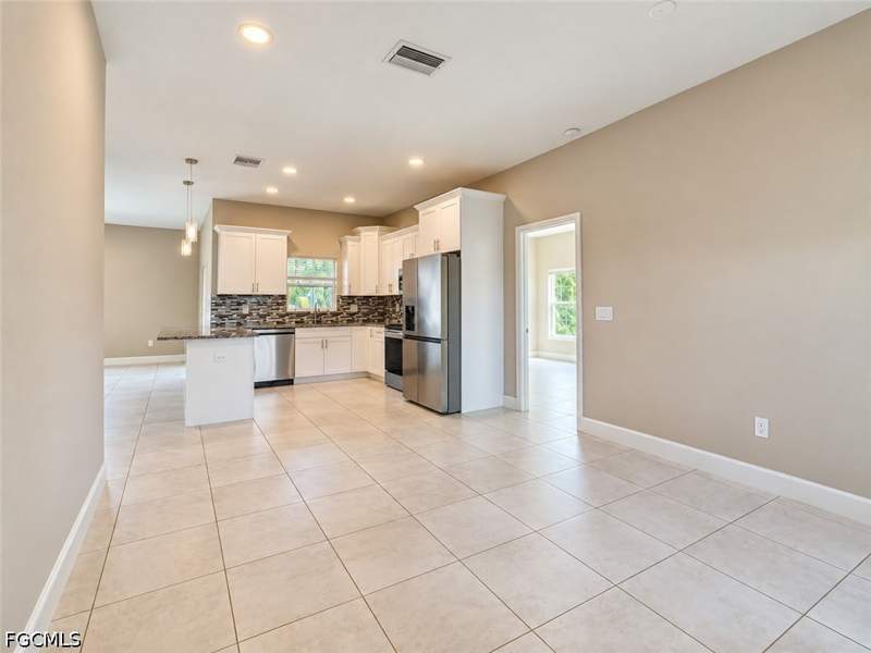 3 bedroom SingleFamilyResidence at 3402 36th St SW, Lehigh Acres, Lehigh Acres — photo 5