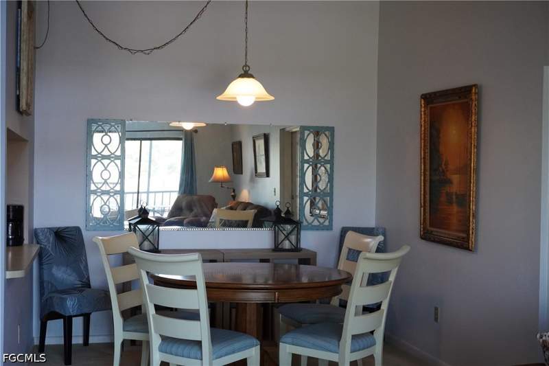 2 bedroom Condominium at 4701 Lakeside Club Blvd 19, Pine Ridge Of Fort Myers Village, Fort Myers — photo 5