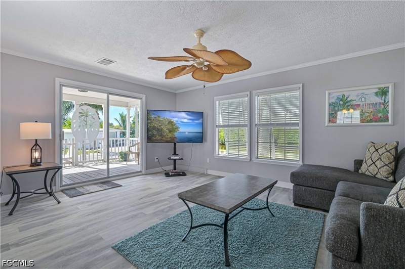 2 bedroom ManufacturedHome at 11390 Azalea Ln, Bayside Estates, Fort Myers Beach — photo 4