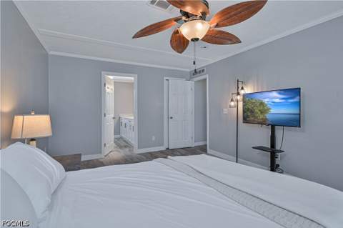 11390 Azalea Ln, Fort Myers Beach FL - photo 7 of 38