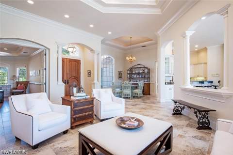 915 Spanish Moss Trl, Naples FL - photo 10 of 28