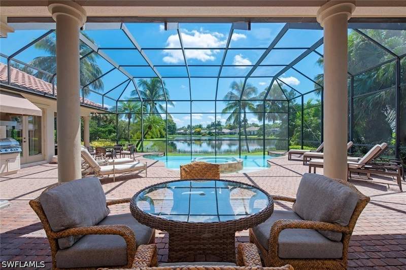 4 bedroom SingleFamilyResidence at 915 Spanish Moss Trl, Gables, Naples — photo 4