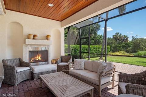 915 Spanish Moss Trl, Naples FL - photo 7 of 28