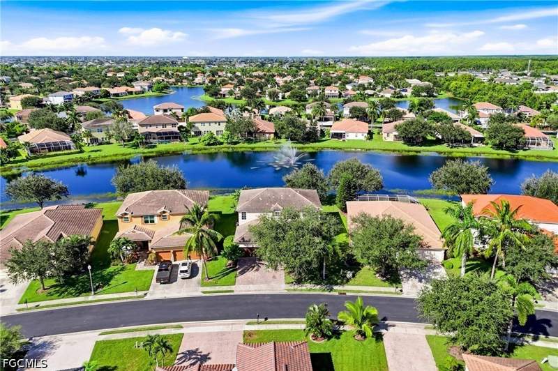 4 bedroom SingleFamilyResidence at 3028 Lake Butler Ct, Coral Lakes, Cape Coral — photo 3