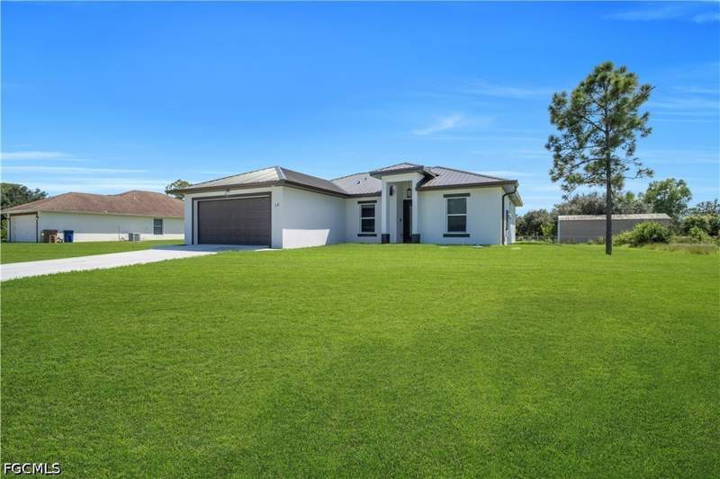 3 bedroom SingleFamilyResidence at 13 W 9th St, Lehigh Acres, Lehigh Acres — photo 2