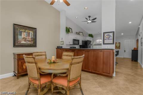 8677 Mustang Dr 59, Naples FL - photo 10 of 33