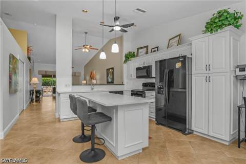 8677 Mustang Dr 59, Naples FL - photo 12 of 33