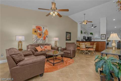 8677 Mustang Dr 59, Naples FL - photo 8 of 33