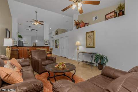 8677 Mustang Dr 59, Naples FL - photo 9 of 33