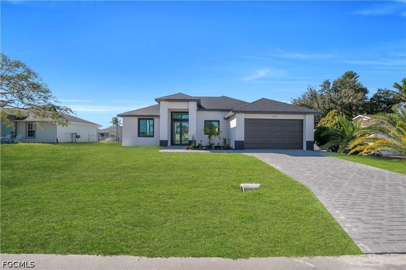 3 bedroom SingleFamilyResidence at 1120 NE 15th St, Cape Coral, Cape Coral — photo 5