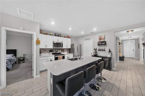 2532 NW 7th St, Cape Coral FL - photo 6 of 33