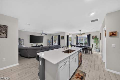 2532 NW 7th St, Cape Coral FL - photo 9 of 33