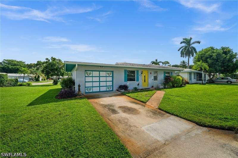 2 bedroom SingleFamilyResidence at 47 Hilo Ct 47, Lely Villas, Naples — photo 3