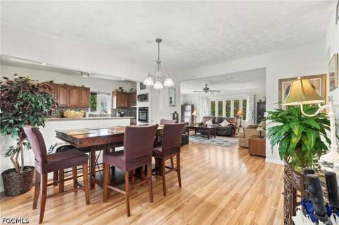 2366 Burton Ave, Fort Myers FL - photo 12 of 40