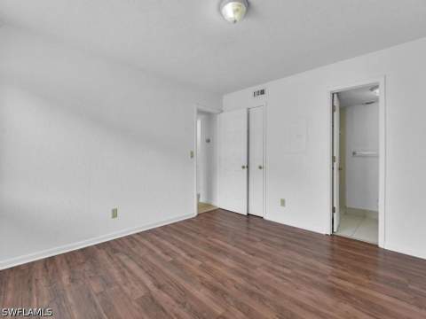 4617 Bayshore Dr H5, Naples FL - photo 10 of 21