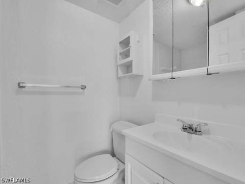 4617 Bayshore Dr H5, Naples FL - photo 11 of 21