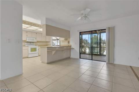907 SE 33rd Ter, Cape Coral FL - photo 11 of 31