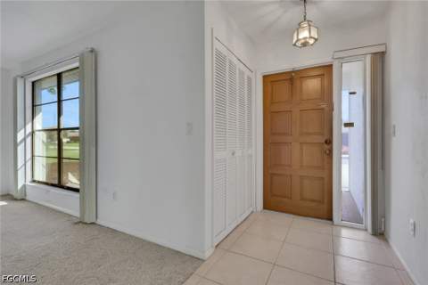 907 SE 33rd Ter, Cape Coral FL - photo 7 of 31